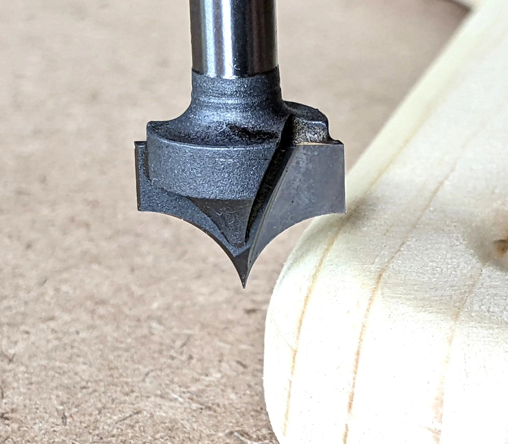 IDC WoodCraft 1/4" Radius Round Over Router Bit, 1/4" Shank (Corner/Edge Rounding) image 2