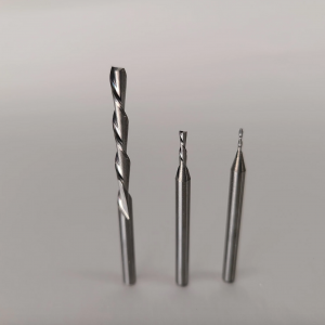 Down-Cut Spiral Bit Set